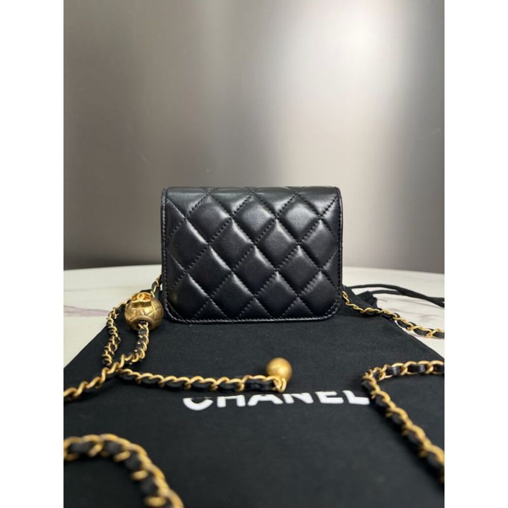 Chanel Women Pre-Loved Bag Very Good Condition - Picture 3 of 4